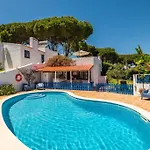 Jardim Dos Pinheiros, Albufeira Olhos de Agua (Albufeira)