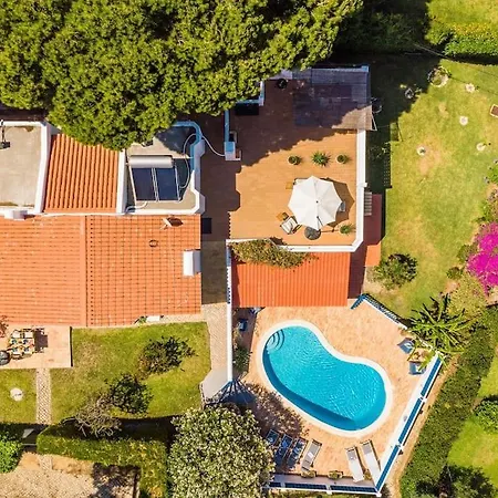 Jardim Dos Pinheiros, Albufeira * Olhos de Αgua