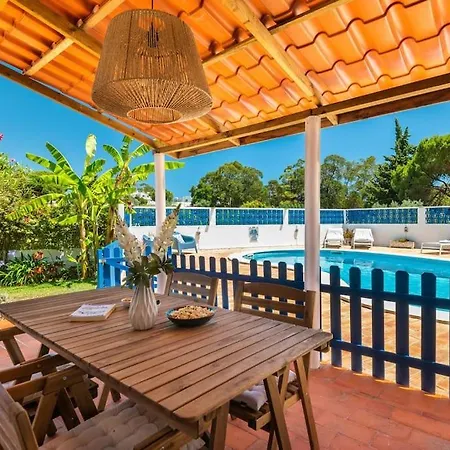 Jardim Dos Pinheiros, Albufeira